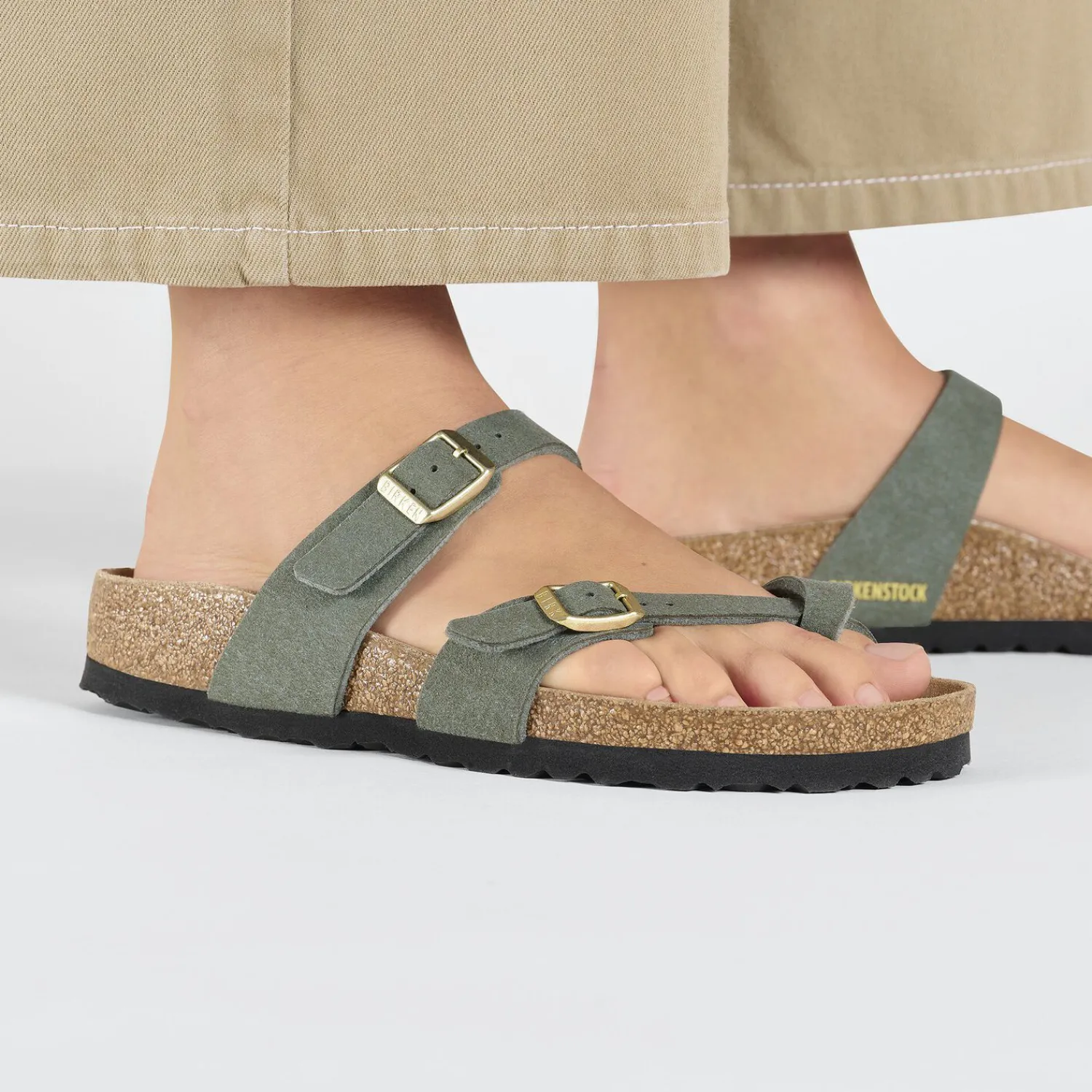Dames Birkenstock Teensandalen En -Slippers-Mayari